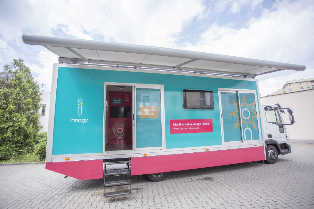 Mobilny salon wyruszył